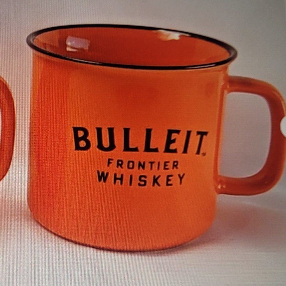 MUGS Set of 2 BULLEIT FRONTIER WHISKEY Bright Orange 9 oz Coffee Tea Compact